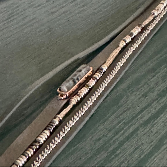 Stella & Dot Gray Leather Layered Wrap Beaded Snap Bracelet - Picture 3 of 4